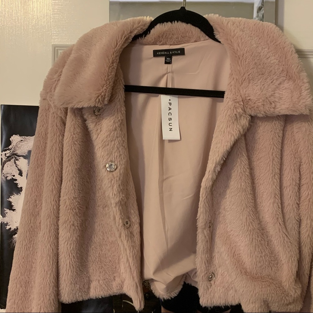 Kendall & Kylie faux fur cropped jacket